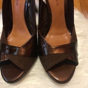 Antonio Melani Pumps